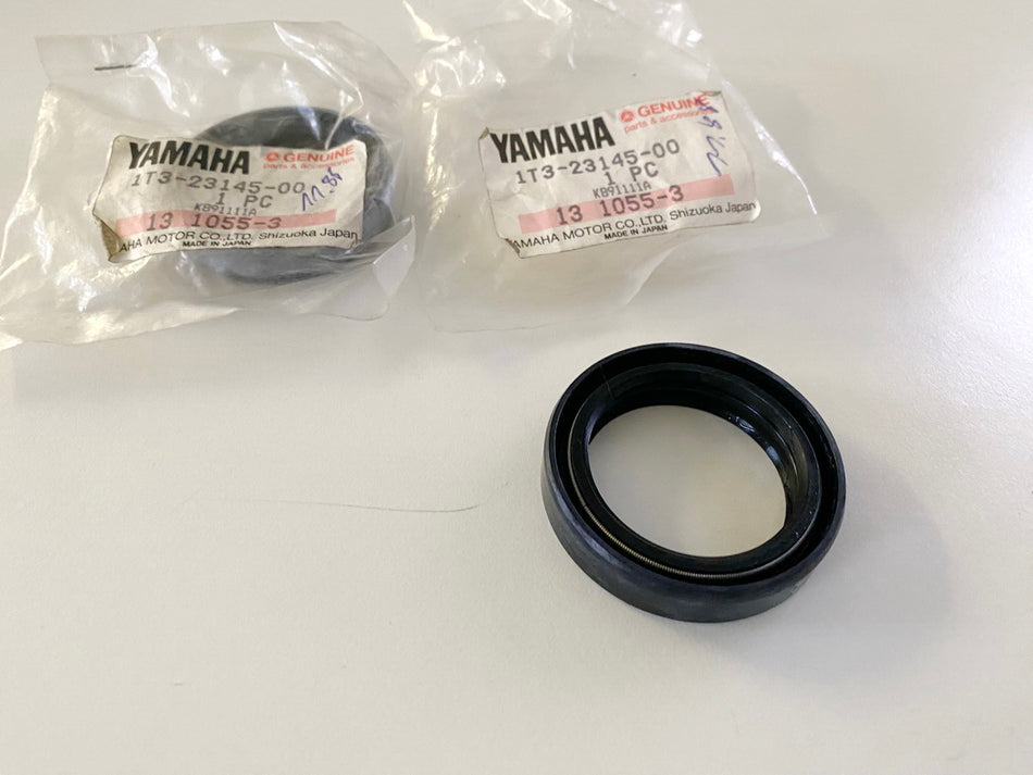 YAMAHA AG DT SR XT original oil seal fork front 2 pieces - NEW