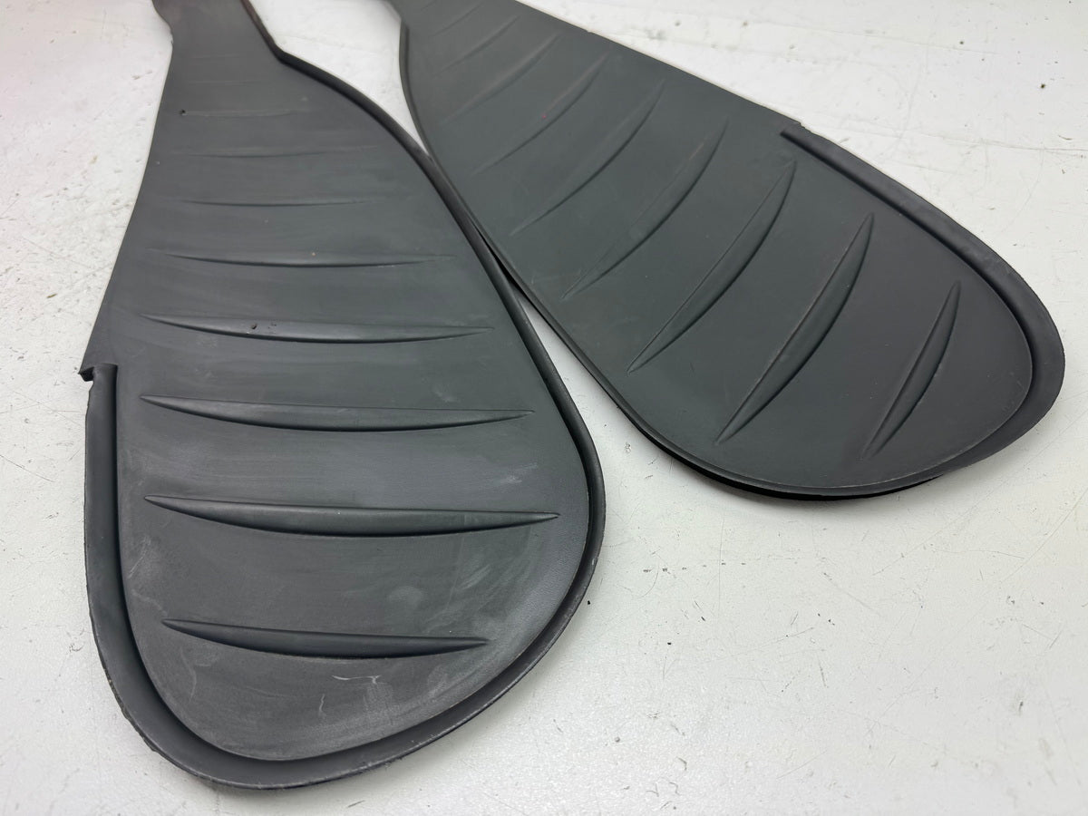 BMW C1 125 200 ABS Trittbrett links rechts Trittgummi Fußraum Abdeckung