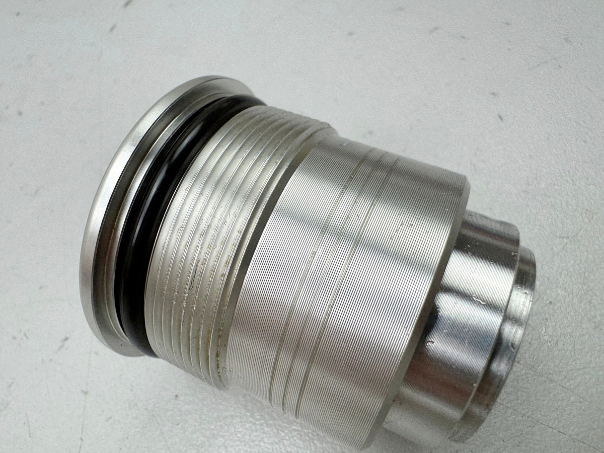 TRIUMPH SPEED TRIPLE 1050 R ABS NN01 Fork Bolt Cap II Adjuster
