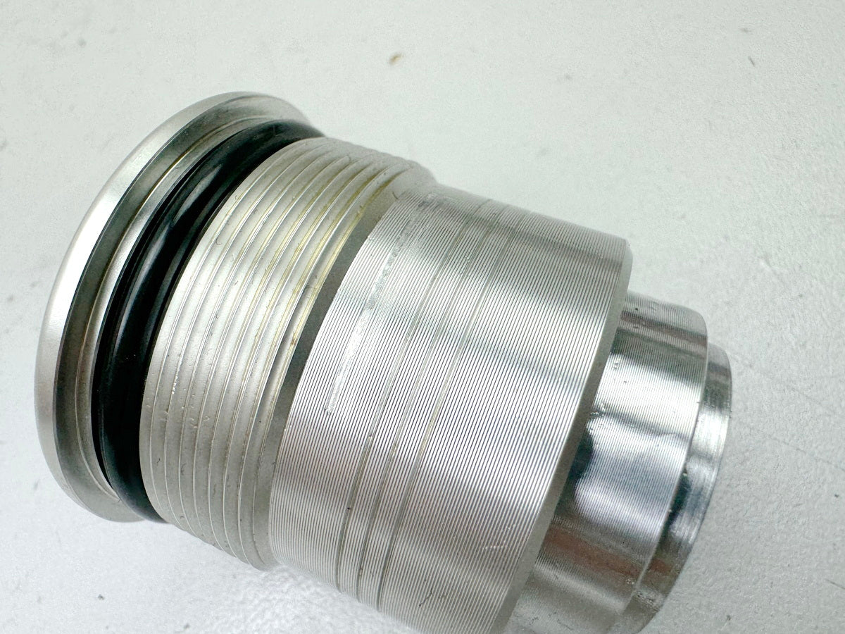 TRIUMPH SPEED TRIPLE 1050 R ABS NN01 Fork Bolt Cap II Adjuster