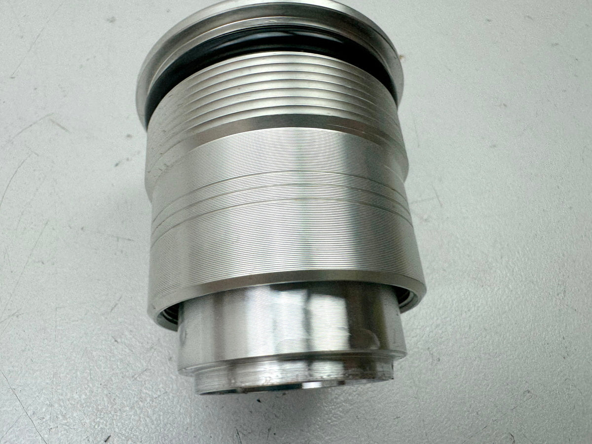 TRIUMPH SPEED TRIPLE 1050 R ABS NN01 Fork Bolt Cap II Adjuster