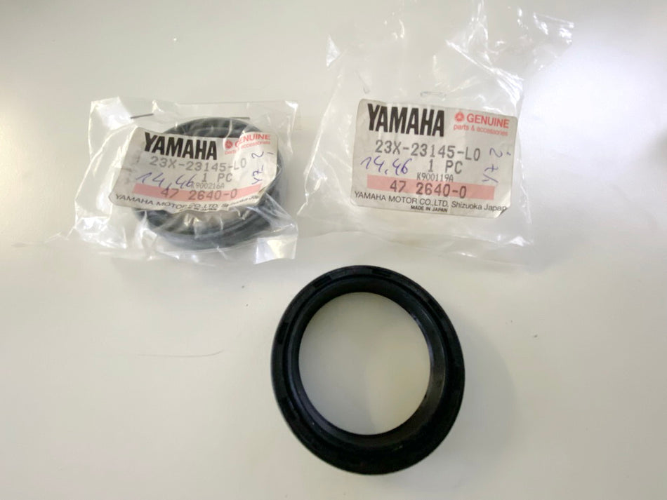 YAMAHA IT XTZ YZ original Oil Seal Fork 2 pieces - NEW