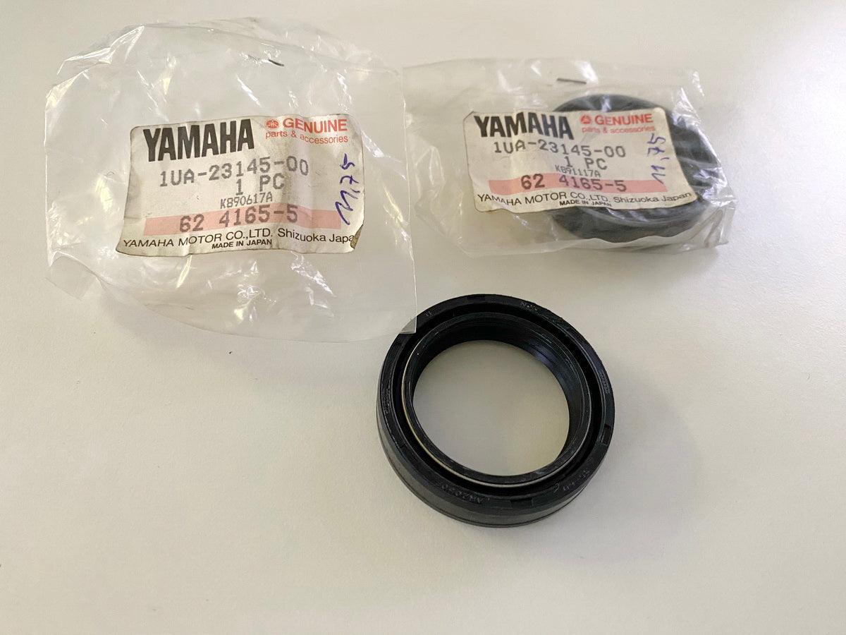 YAMAHA RD350 RZ350 original Wellendichtring Gabel Fork 2 Stück - NEU