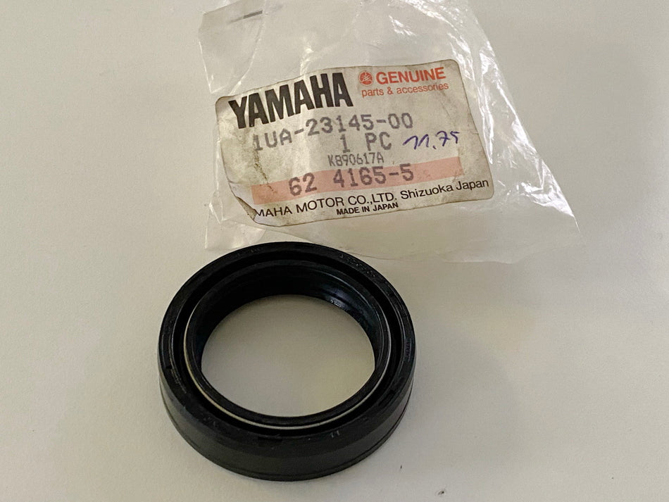 YAMAHA RD350 RZ350 Original Oil Seal Fork - NEW