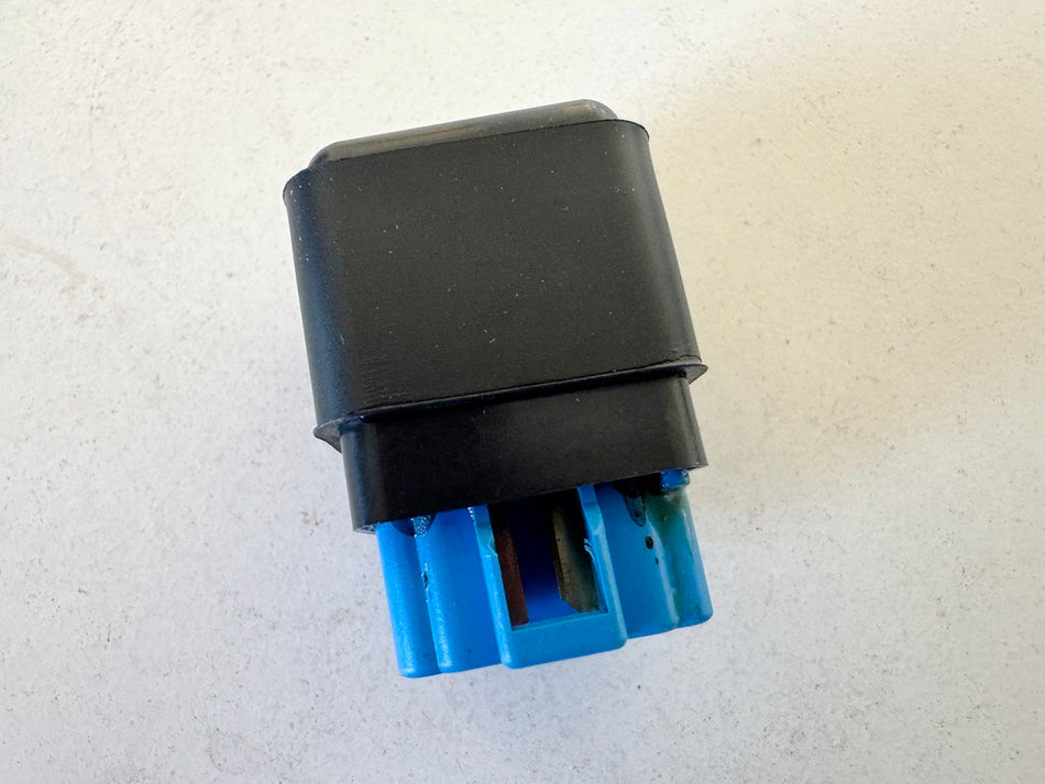 YAMAHA XJ 600S RJ01 DIVERSION Relais Omron 4U8-01 Steuerrelais
