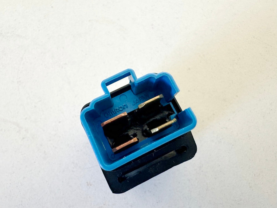 YAMAHA XJ 600S RJ01 DIVERSION Relais Omron 4U8-01 Steuerrelais