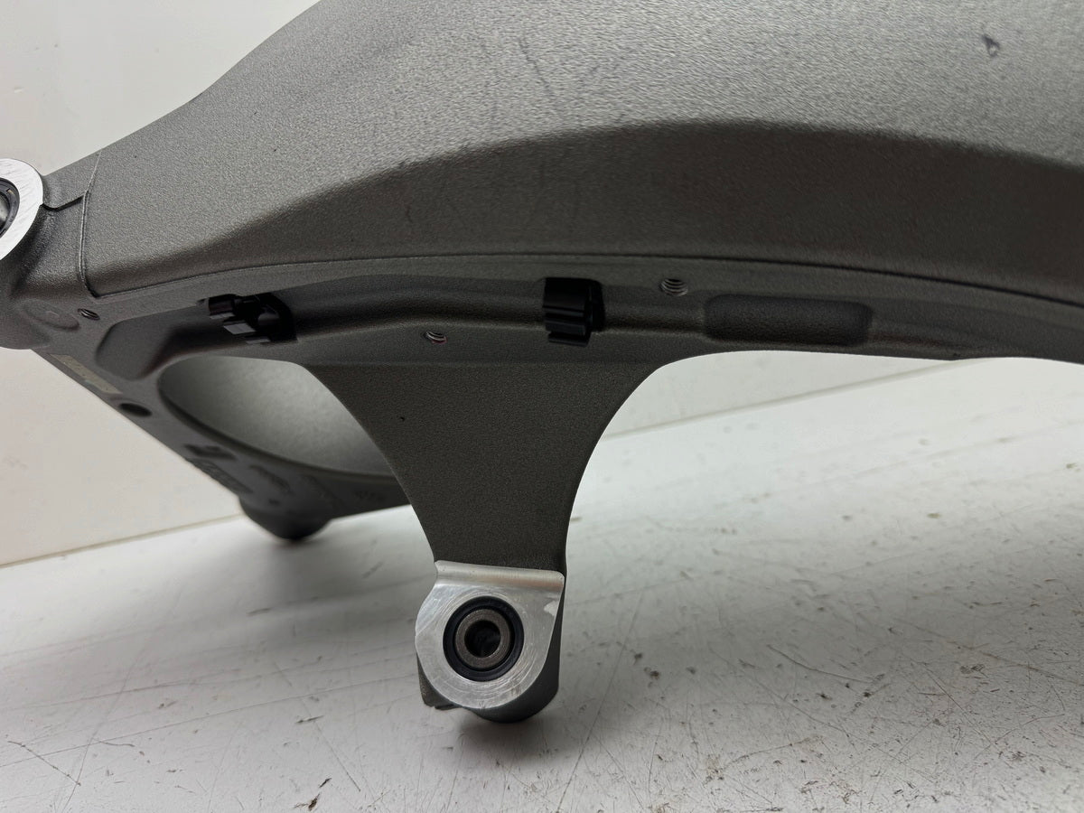 TRIUMPH SPEED TRIPLE 1050 R ABS NN01 Schwinge Hinterradschwinge Swingarm
