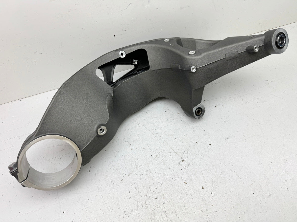 TRIUMPH SPEED TRIPLE 1050 R ABS NN01 Schwinge Hinterradschwinge Swingarm