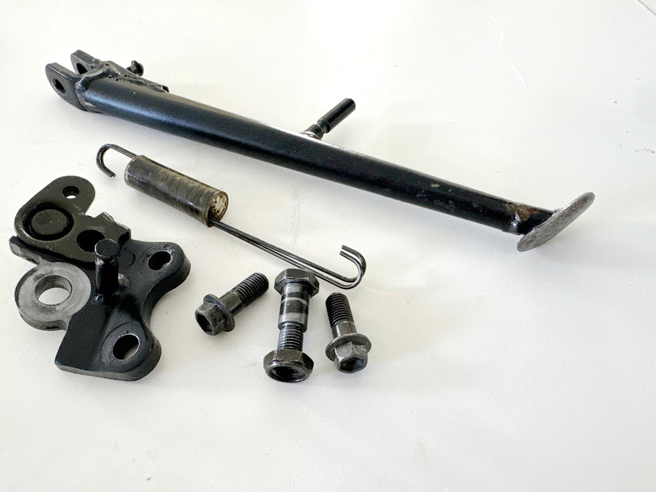 KAWASAKI ZX-10R ZXT00D Seitenständer original Halterung Ständer Zugfeder 06-07