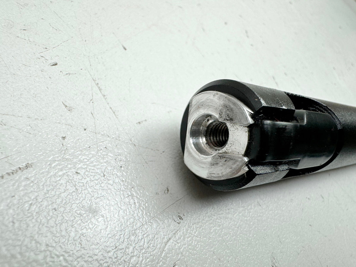 TRIUMPH SPEED TRIPLE 1050 R ABS NN01 Lenker original Lenkrohr Lenkstange