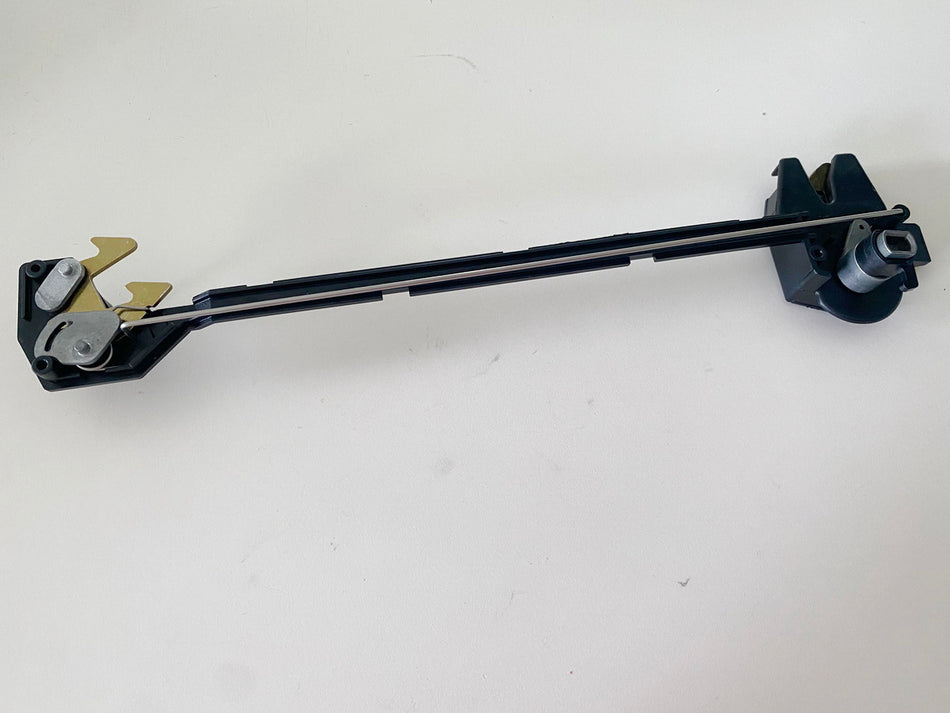 BMW R 1100 GS 259 850 Verriegelung Soziussitz Verschluß Öffner Sitzschloß Sitzbank