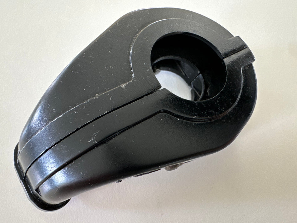 KAWASAKI ZX-10R ZXT00D Umlenkrolle Gasgriff Halter Gehäuse für Gaszüge 06-07