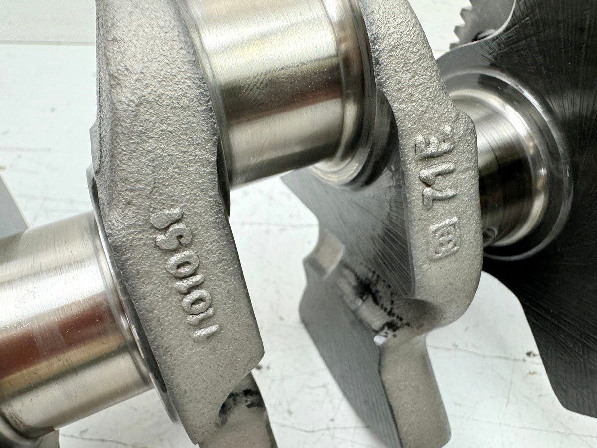 TRIUMPH SPEED TRIPLE 1050 R ABS NN01 Kurbelwelle Crankshaft für Motor 20500 km
