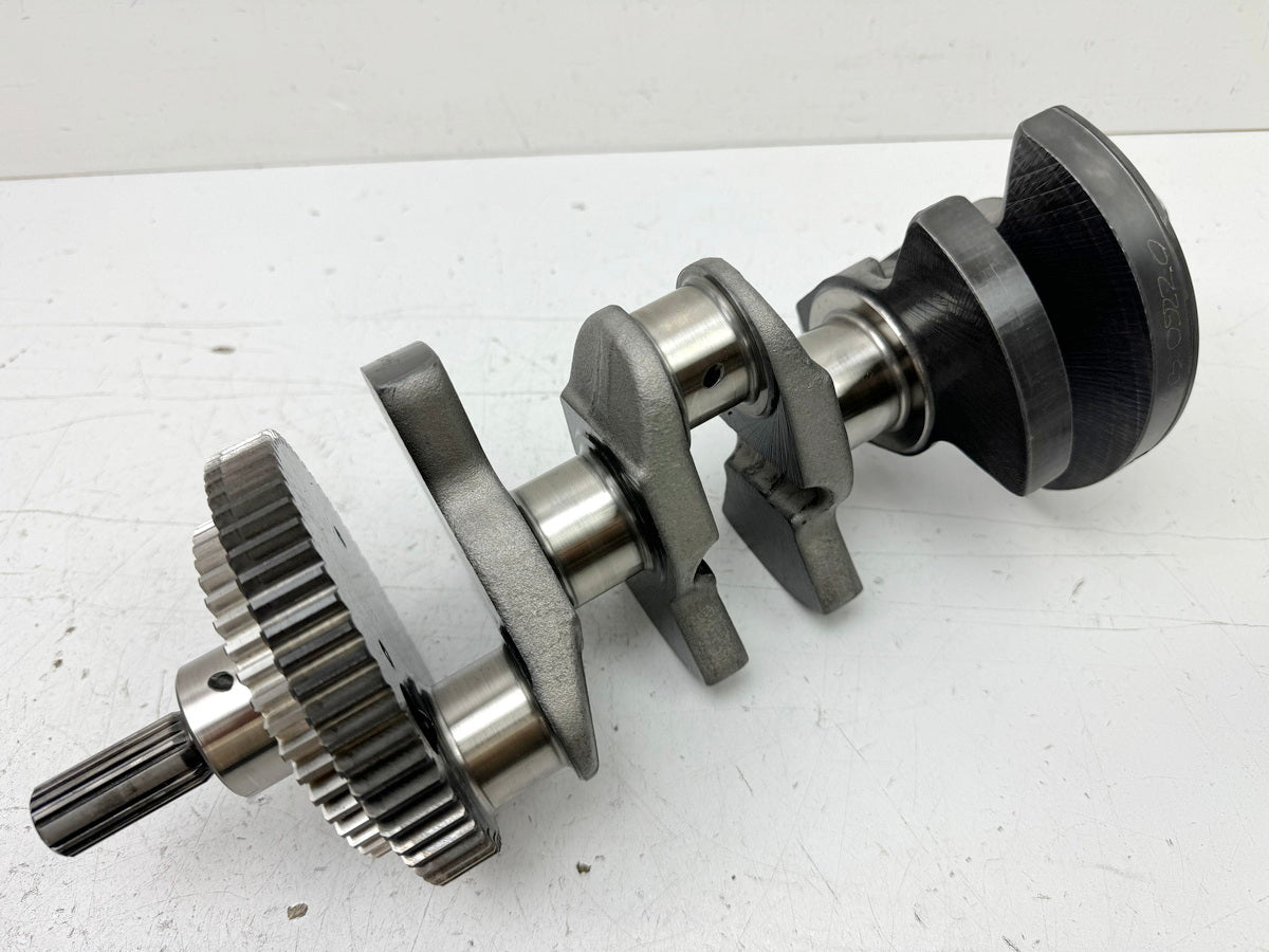 TRIUMPH SPEED TRIPLE 1050 R ABS NN01 Kurbelwelle Crankshaft für Motor 20500 km