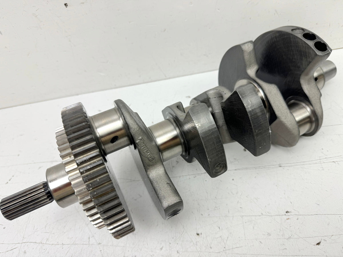 TRIUMPH SPEED TRIPLE 1050 R ABS NN01 Kurbelwelle Crankshaft für Motor 20500 km