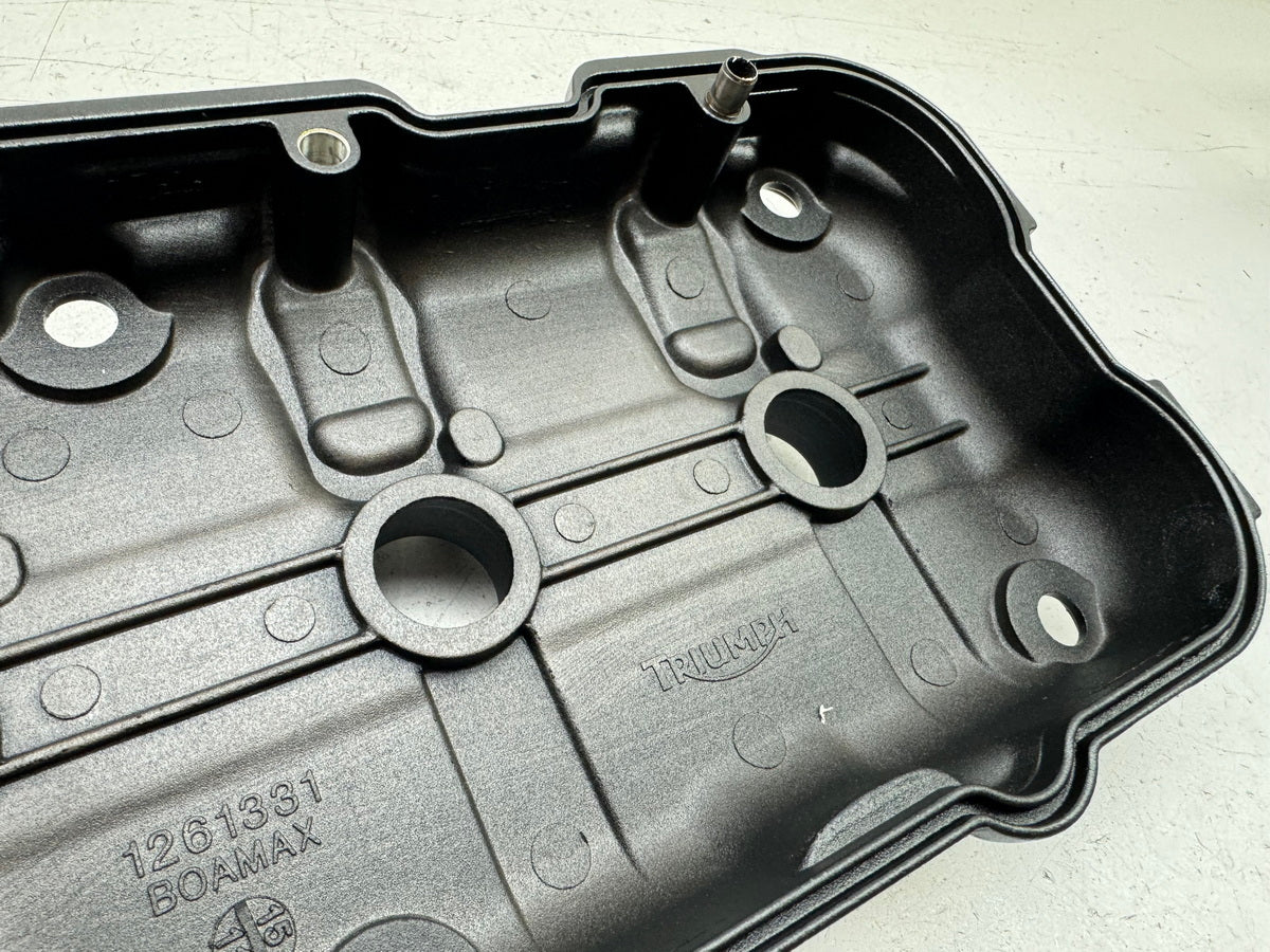 TRIUMPH SPEED TRIPLE 1050 R ABS NN01 Valve Cover Engine Engine Cover