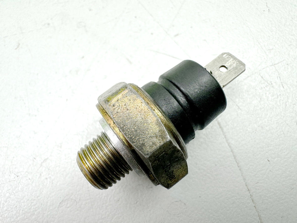 BMW C1 125 200 ABS Interruptor de presión de aceite original (para motor)