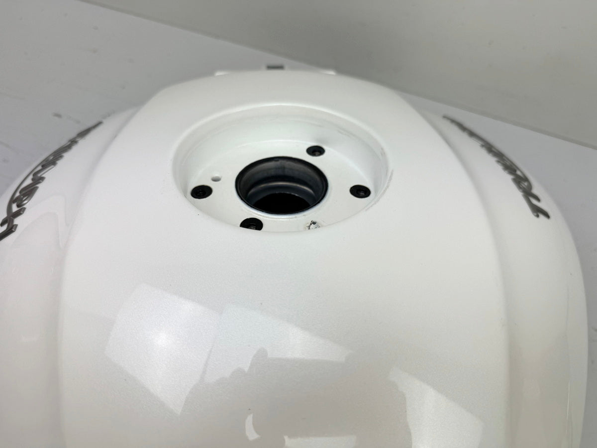 TRIUMPH SPEED TRIPLE 1050 R ABS NN01 Tank Fuel Tank Petrol Tank
