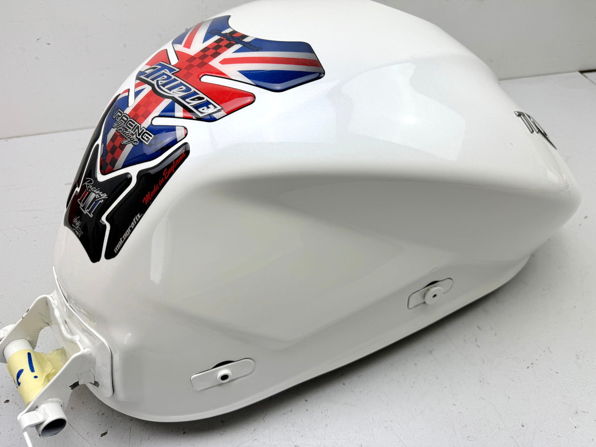 TRIUMPH SPEED TRIPLE 1050 R ABS NN01 Tank Fuel Tank Petrol Tank