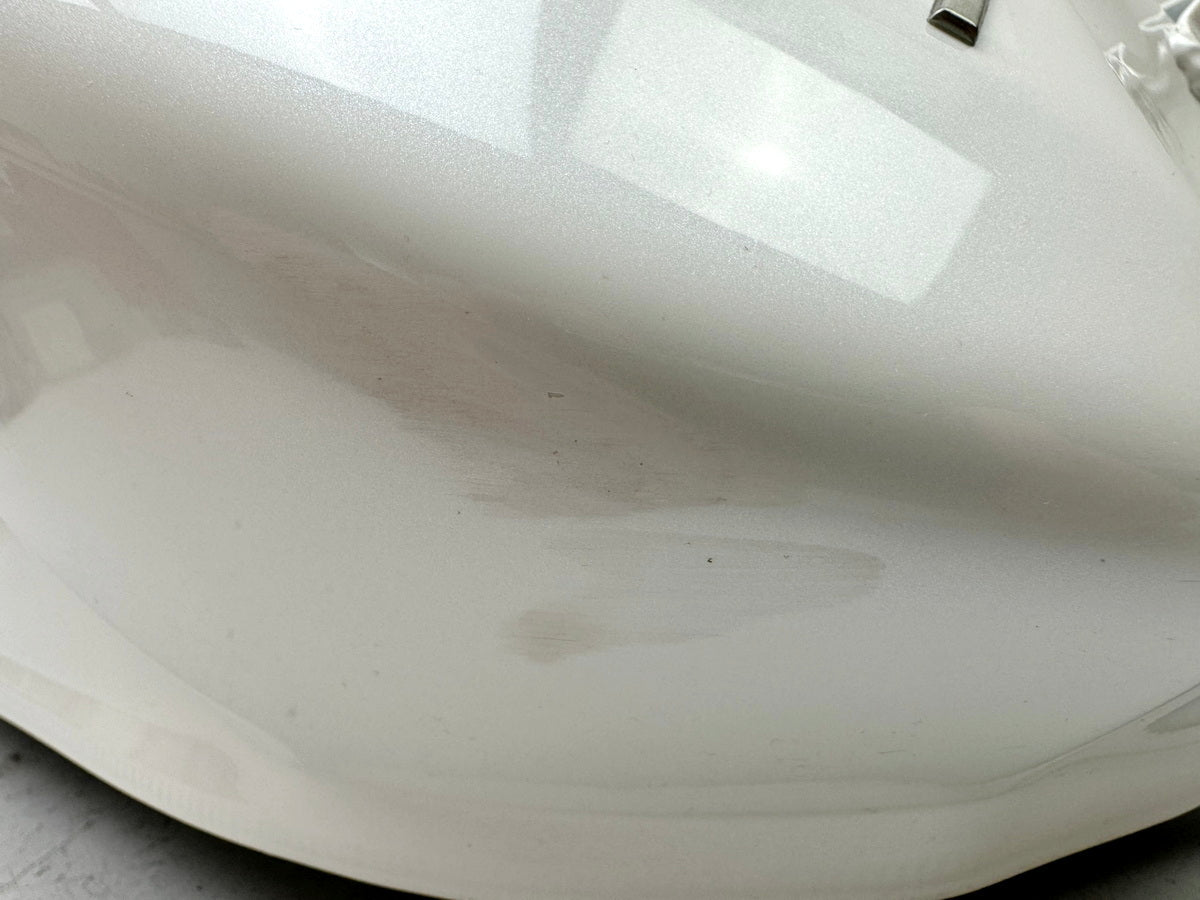 TRIUMPH SPEED TRIPLE 1050 R ABS NN01 Tank Fuel Tank Petrol Tank