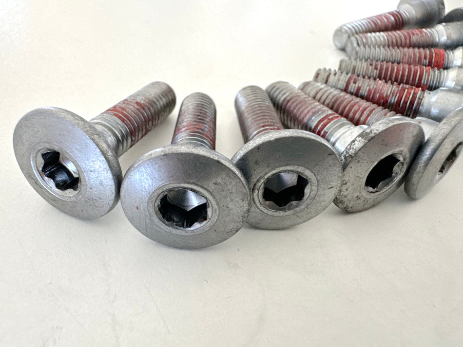 KAWASAKI VN 900 B 11A CLASSIC Schrauben für Bremsscheibe vorn hinten Felge