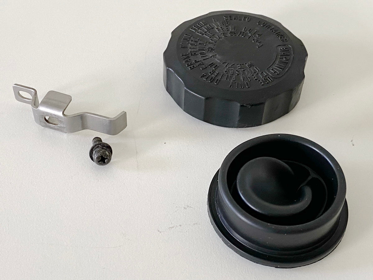 YAMAHA YZF 600 4TV THUNDERCAT Deckel Bremsflüssigkeitsbehälter vorn Membrane