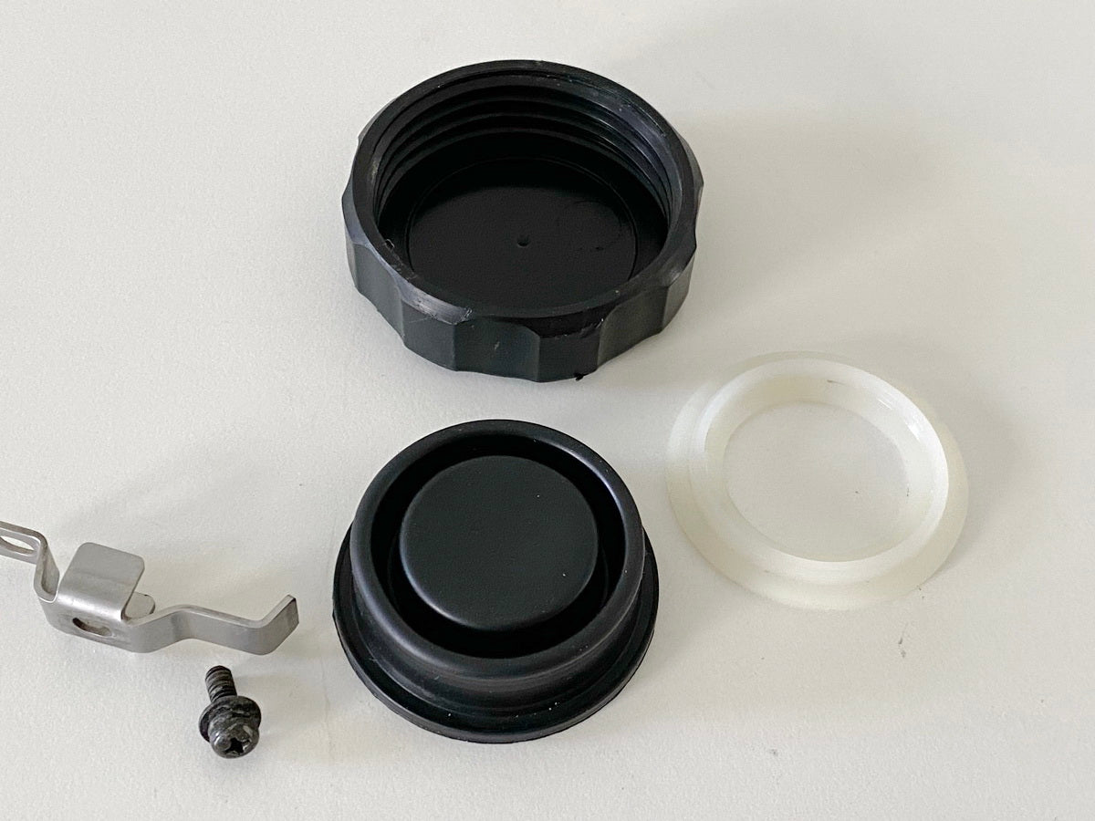 YAMAHA YZF 600 4TV THUNDERCAT Deckel Bremsflüssigkeitsbehälter vorn Membrane