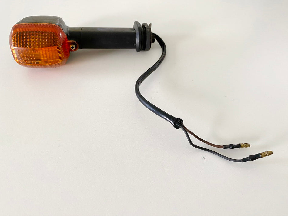 YAMAHA YZF 600 4TV THUNDERCAT Blinker links hinten Turn Signal