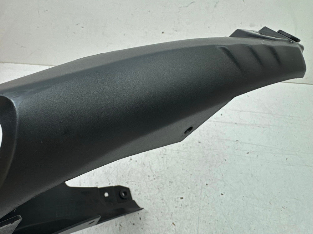 TRIUMPH SPEED TRIPLE 1050R ABS NN01 Tapa central trasera Cubierta Embellecedor