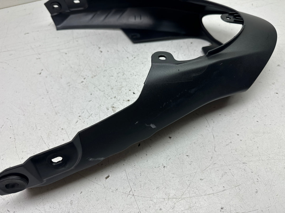 TRIUMPH SPEED TRIPLE 1050R ABS NN01 Tapa central trasera Cubierta Embellecedor