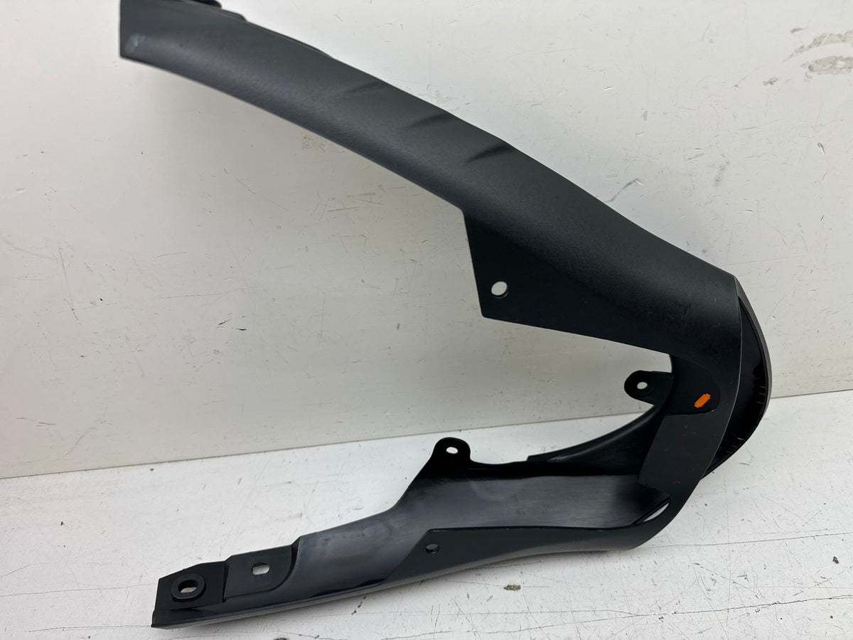 TRIUMPH SPEED TRIPLE 1050R ABS NN01 Tapa central trasera Cubierta Embellecedor