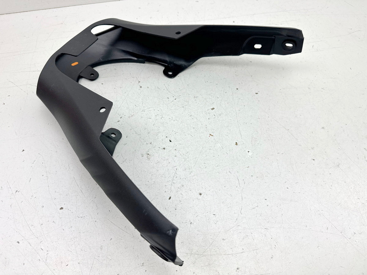 TRIUMPH SPEED TRIPLE 1050R ABS NN01 Tapa central trasera Cubierta Embellecedor