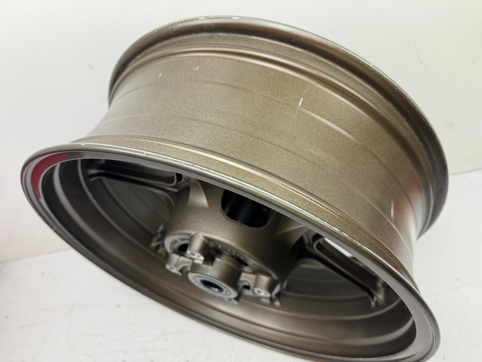 KAWASAKI ZX-10R ZXT00D Felge hinten original Hinterrad J17 x MT 6.00 gold 06-07