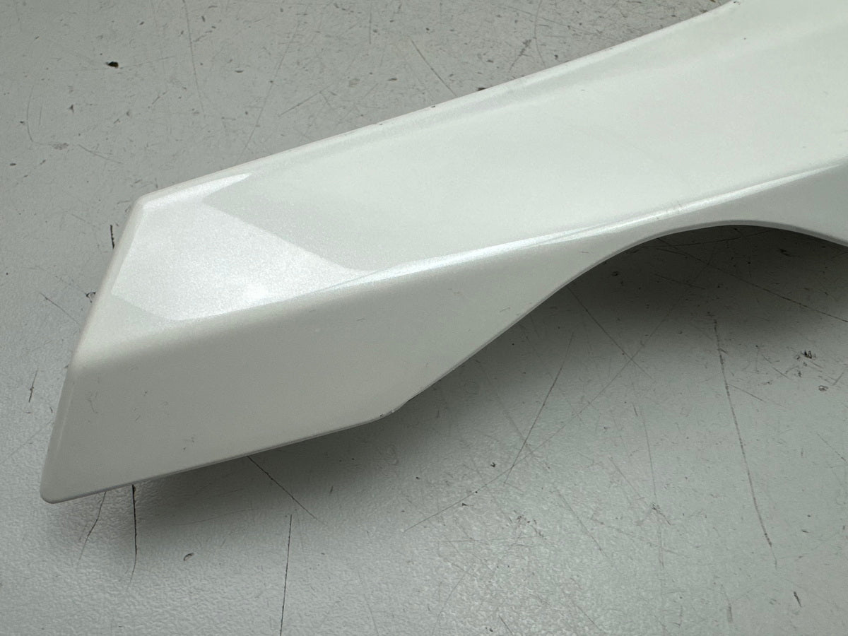 TRIUMPH SPEED TRIPLE 1050 R ABS NN01 Fairing Belly Pan left Cover Belly Spoiler
