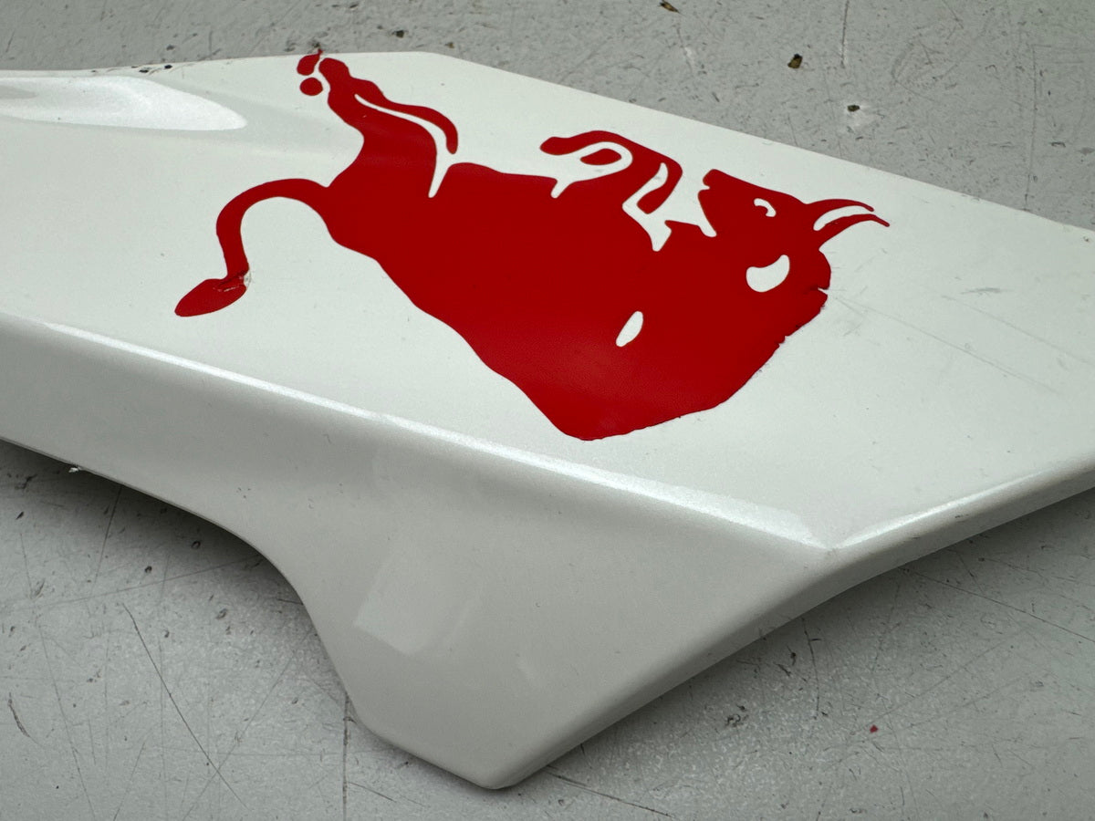 TRIUMPH SPEED TRIPLE 1050 R ABS NN01 Fairing Belly Pan left Cover Belly Spoiler