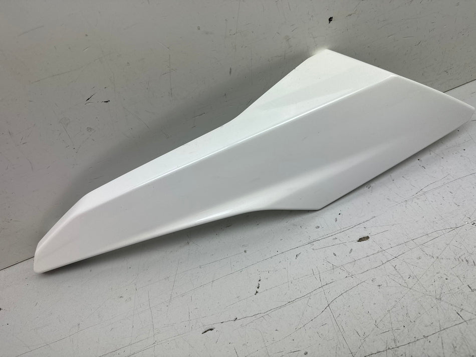 TRIUMPH SPEED TRIPLE 1050 R ABS NN01 Fairing Lower Right Cover Belly Pan