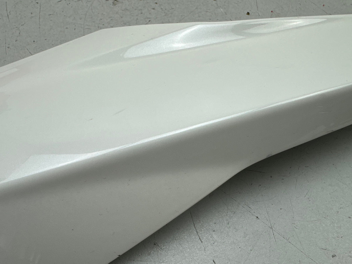 TRIUMPH SPEED TRIPLE 1050 R ABS NN01 Verkleidung Bug rechts Abdeckung Bugspoiler
