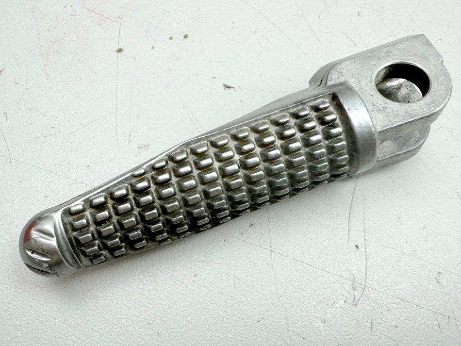 KAWASAKI ZX10R ZXT00D Fußraste Fahrer links vorn original  06-07