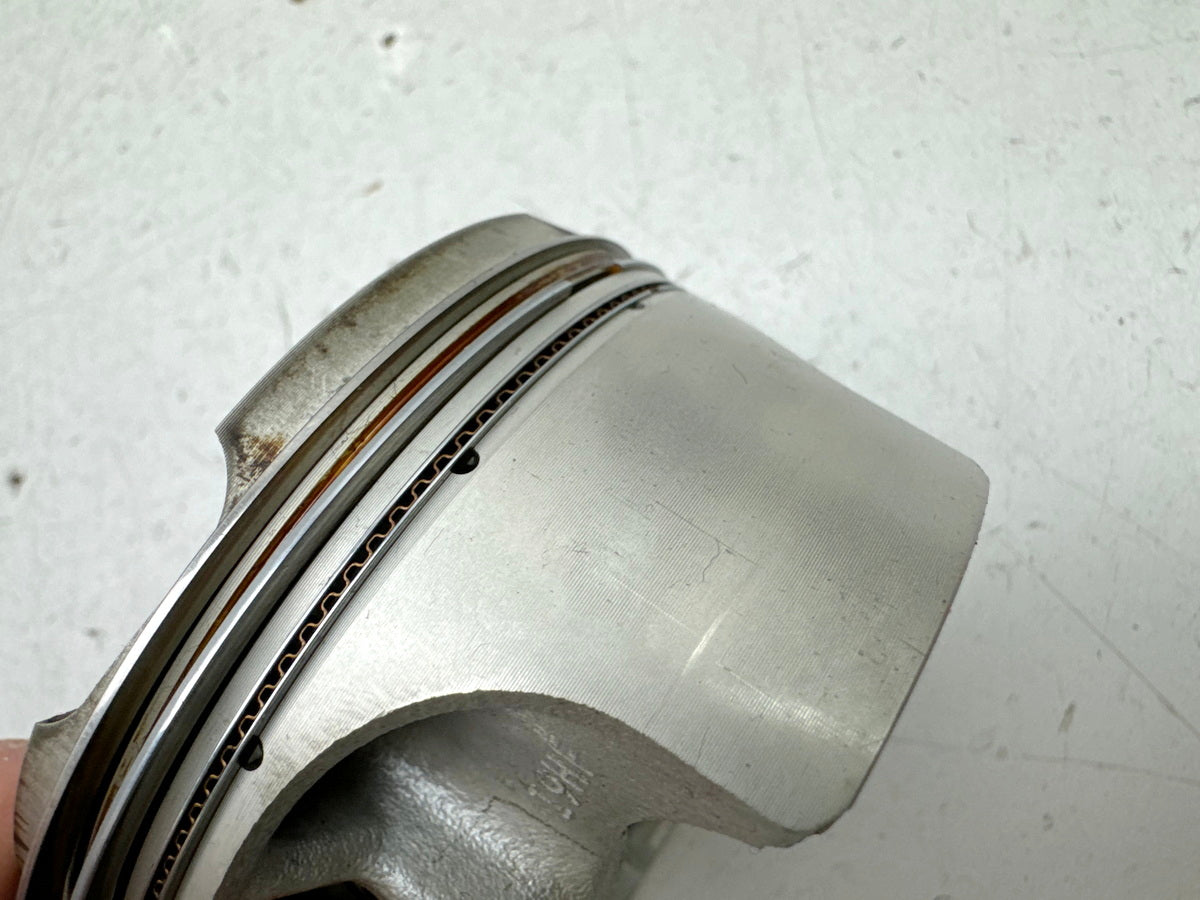TRIUMPH SPEED TRIPLE 1050 R ABS NN01 Pistón II para motor Cilindro 20500 km