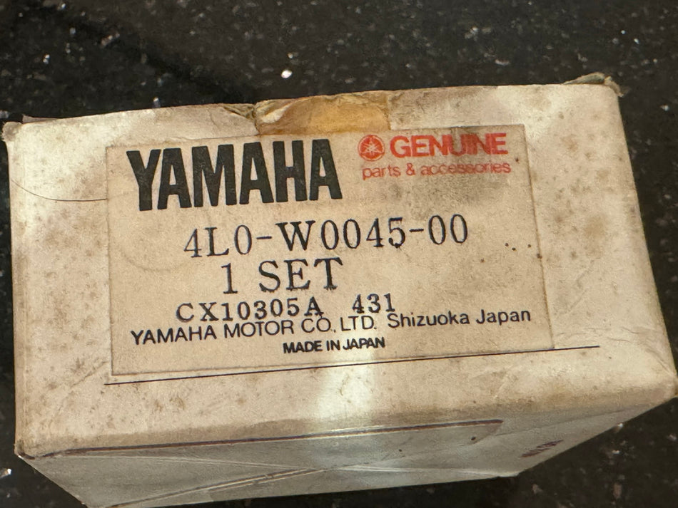 YAMAHA RD250 RD350 original Bremsbelagsatz Bremsbeläge vorn 4L0-W0045-00 - NEU