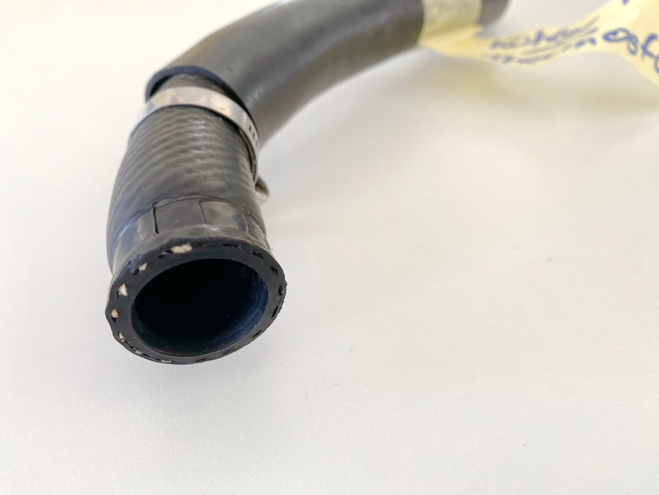 YAMAHA YZF 600 4TV THUNDERCAT Kühlerschlauch Kühler rechts -> Thermostat