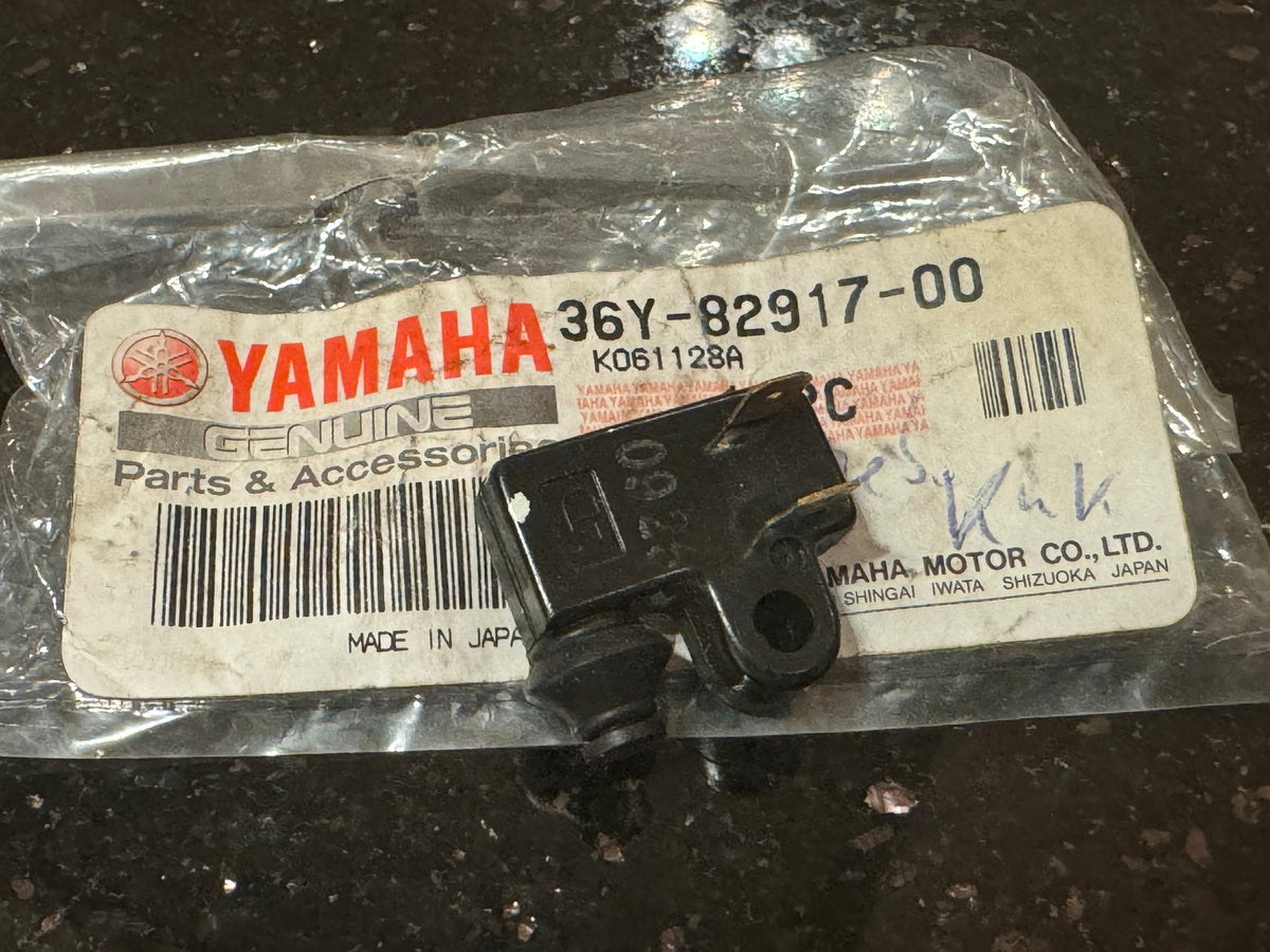 YAMAHA FZ VMX VMAX XP YP original Clutch Switch - NEW