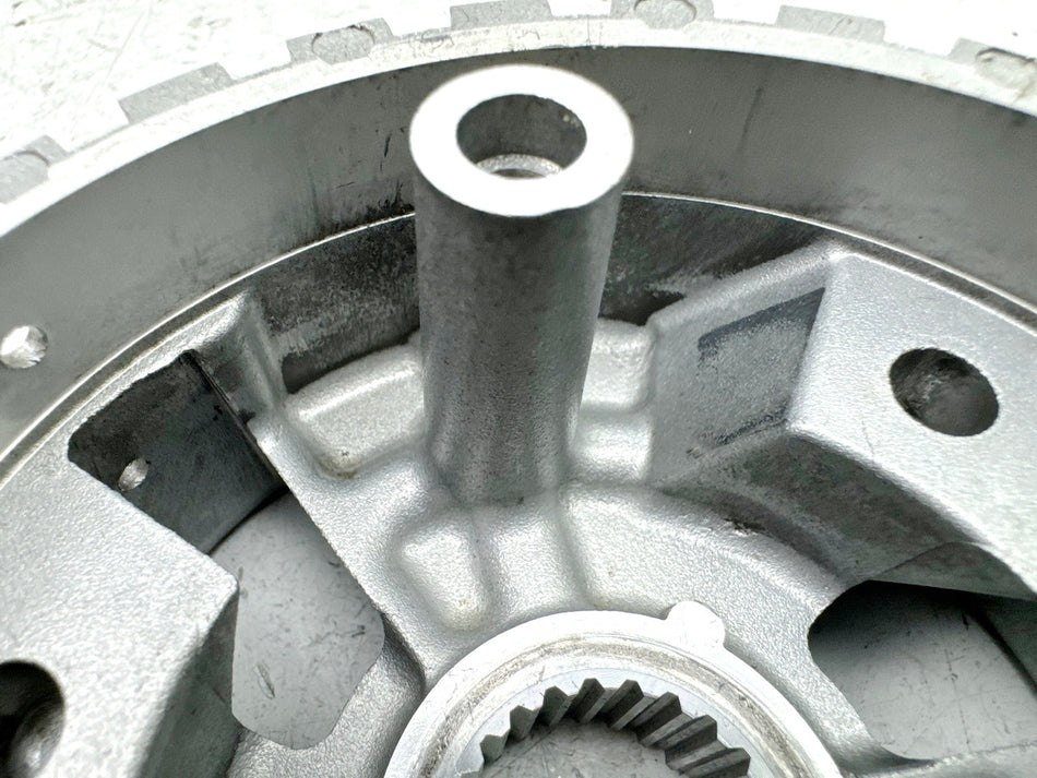 TRIUMPH SPEED TRIPLE 1050 R ABS NN01 Clutch Basket Inner Hub Clutch for Engine