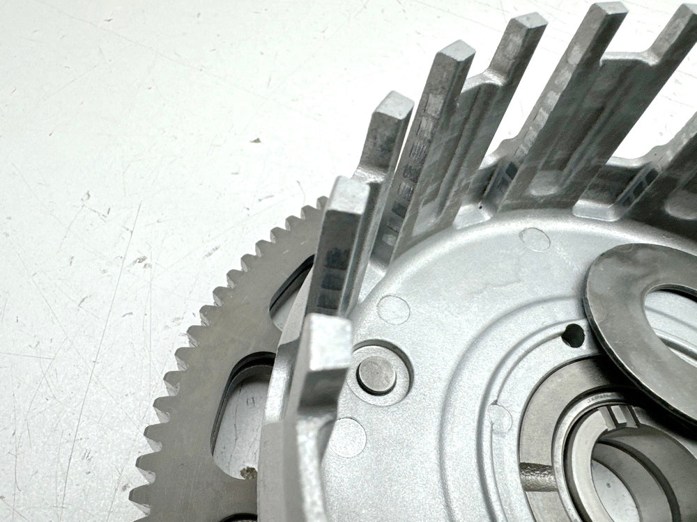 TRIUMPH SPEED TRIPLE 1050 R ABS NN01 Kupplungskorb Kupplung Clutch für Motor