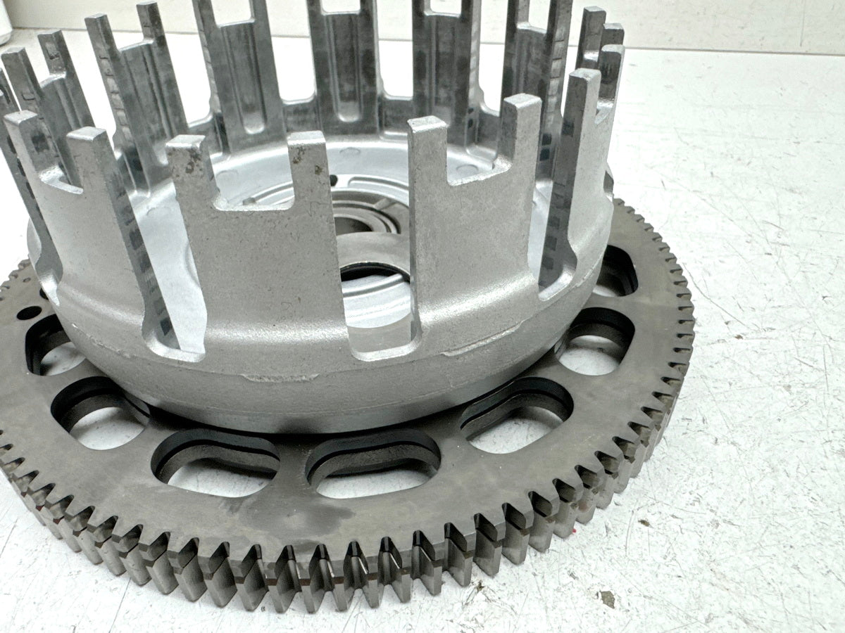 TRIUMPH SPEED TRIPLE 1050 R ABS NN01 Kupplungskorb Kupplung Clutch für Motor