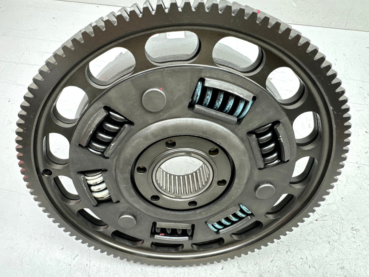 TRIUMPH SPEED TRIPLE 1050 R ABS NN01 Kupplungskorb Kupplung Clutch für Motor