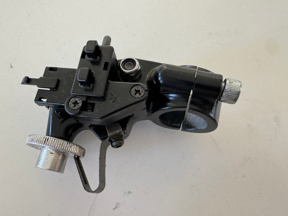 KAWASAKI ZX10R ZXT00D Kupplungsarmatur Halter Kupplungshebel Schalter 06-07