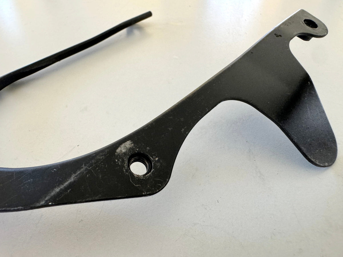 KAWASAKI ZX-10R ZXT00D Halterung Verkleidung Bug Bügel Träger Bugspoiler 06-07