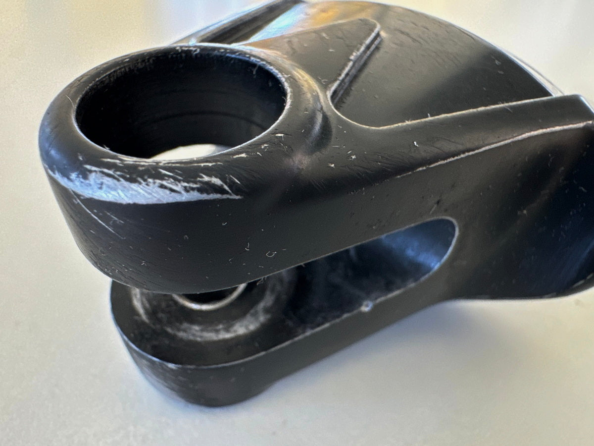 KAWASAKI ZX-10R ZXT00D Halterung Spiegel Spiegelfuß Träger links od. rechts 06-07