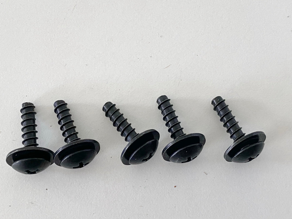 YAMAHA YZF YFM original Blechschraube Halbrundkopf Schraube 5 Stück - NEU